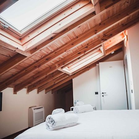 Hotel Triart Korce Buitenkant foto