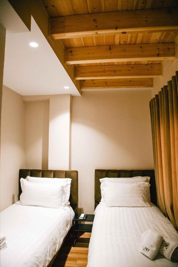 Hotel Triart Korce Buitenkant foto